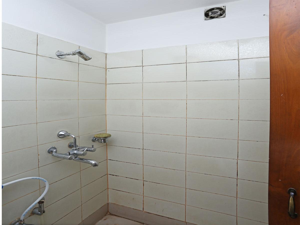 גווהטי Hotel Amrit Regency מראה חיצוני תמונה