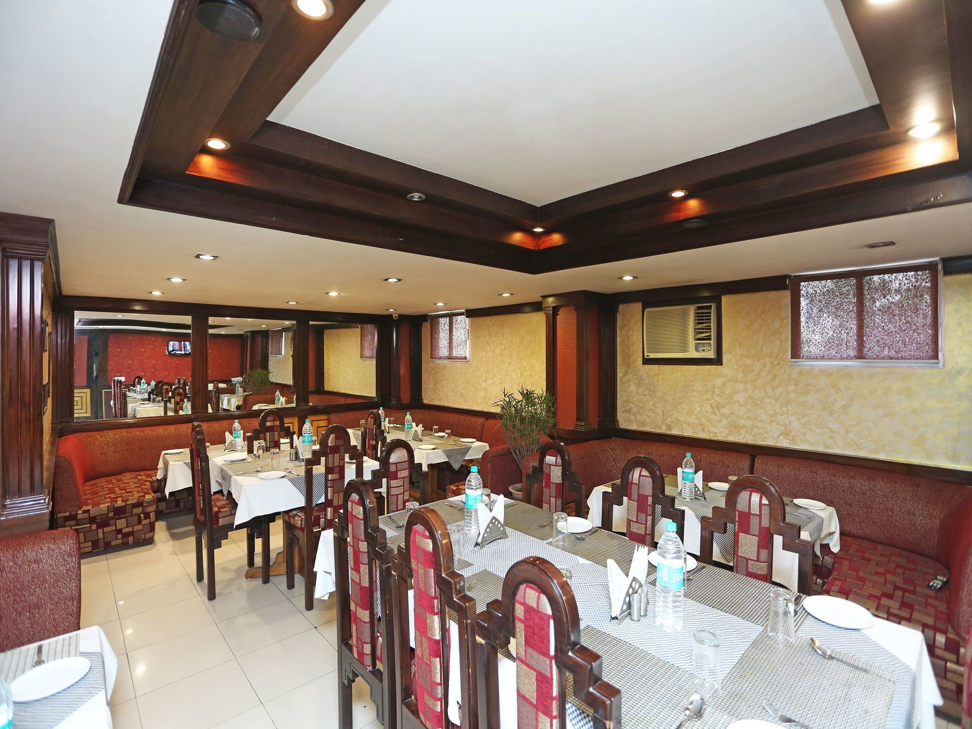 גווהטי Hotel Amrit Regency מראה חיצוני תמונה