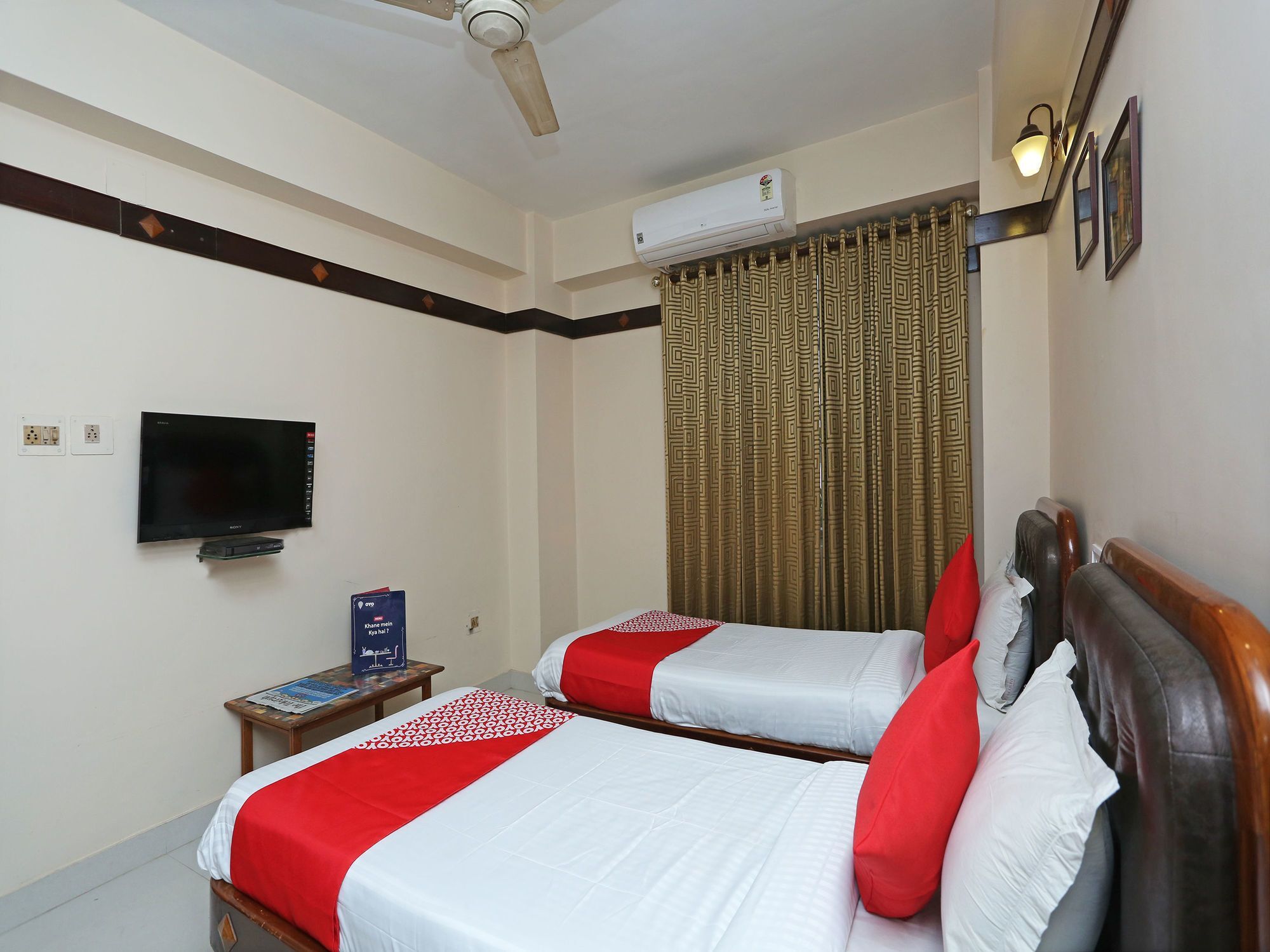 גווהטי Hotel Amrit Regency מראה חיצוני תמונה